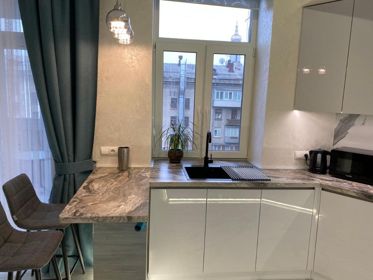 חארקיב Panorama Luxury Apartment In The House With A Spire, A Historical Building In The City Centre מראה חיצוני תמונה