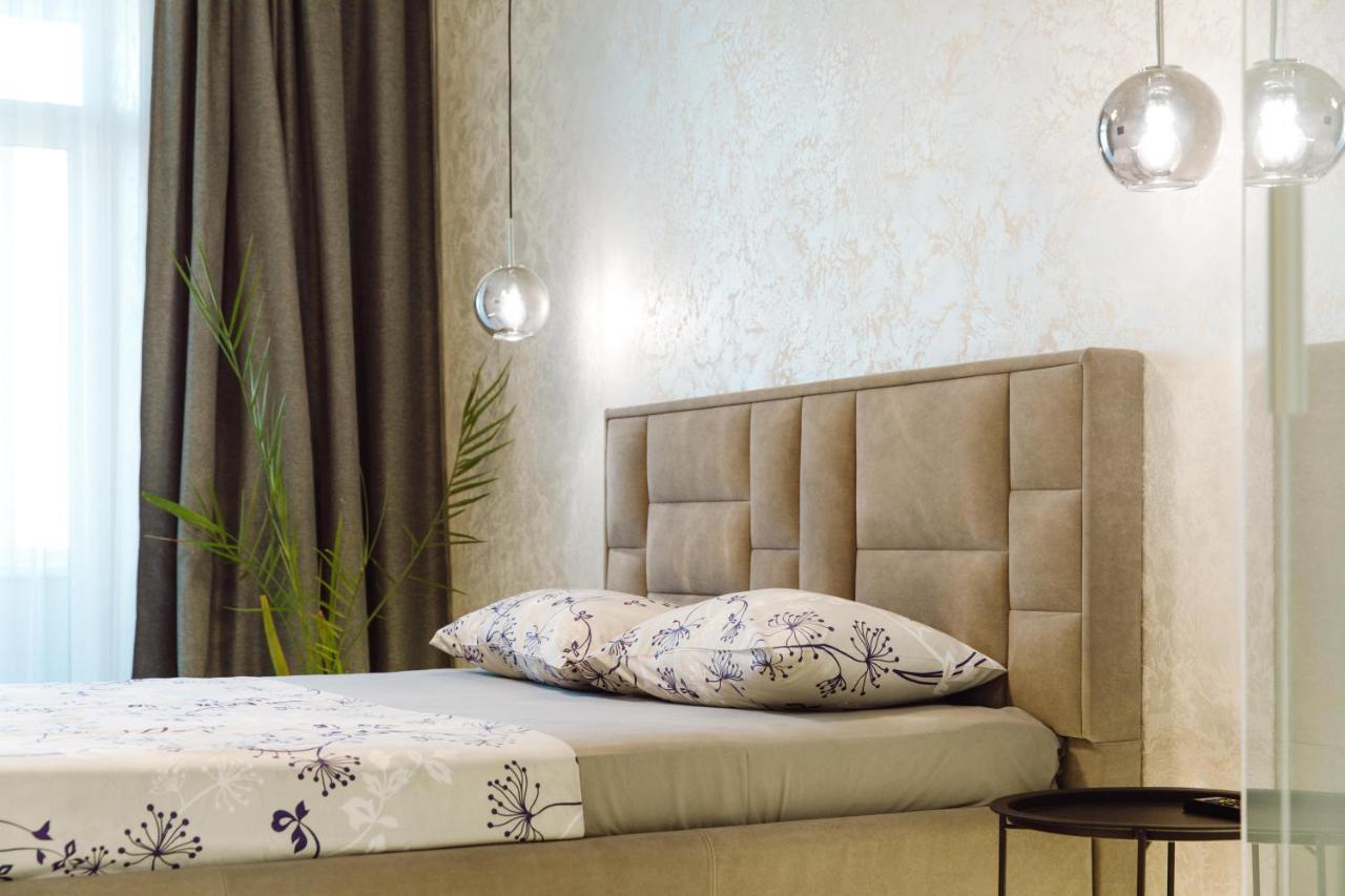 חארקיב Panorama Luxury Apartment In The House With A Spire, A Historical Building In The City Centre מראה חיצוני תמונה